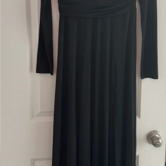 Baltic Born Black V-Neck Long Sleeve Dress - Picture 4 of 6